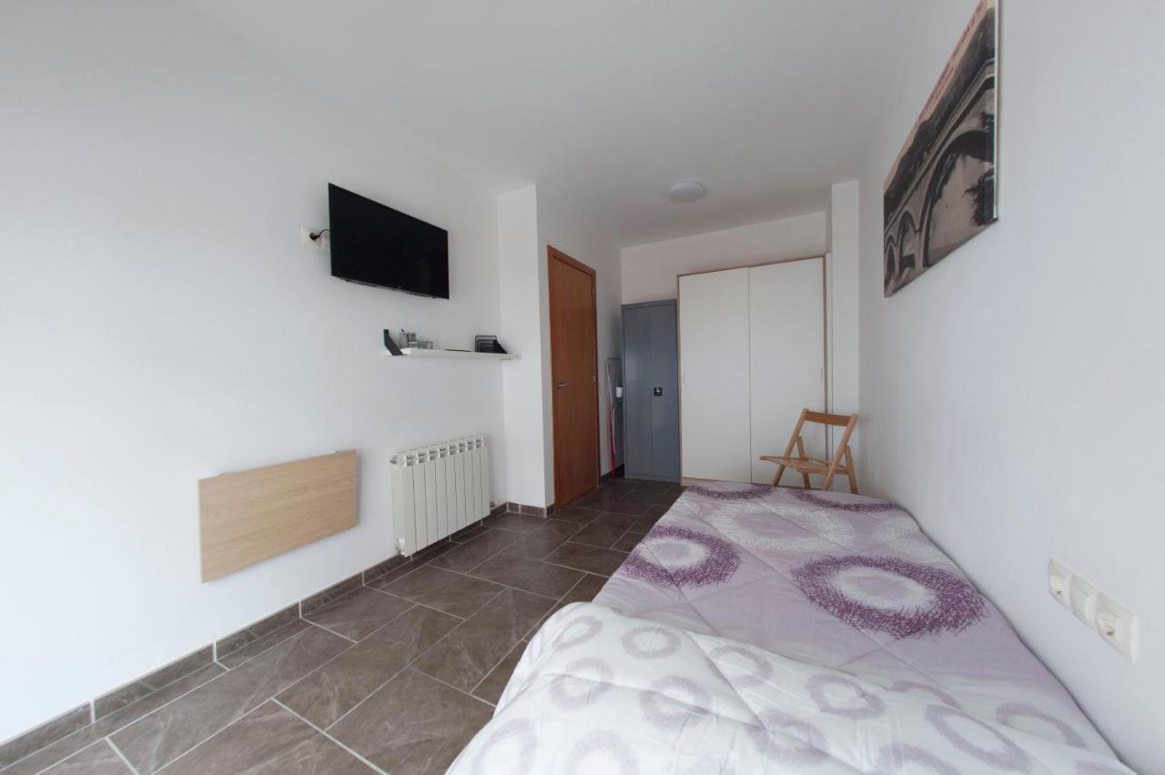 Apartament Bisaura de Ter Sant Quirze De Besora Exterior foto